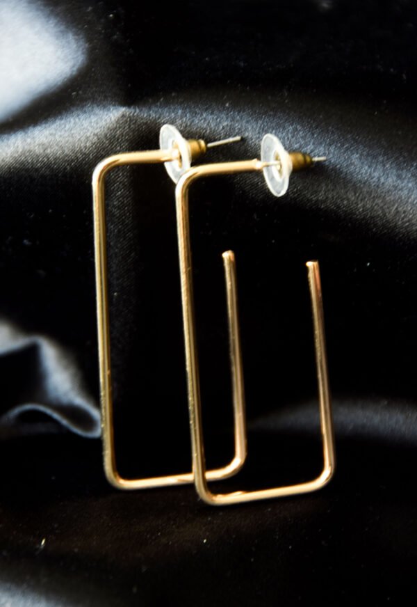 Arracadas Doradas Largas Rectangulares