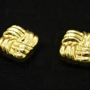 Arete Dorado Cuadrado