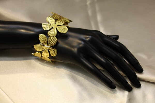 Pulsera Dorada 5 Flores