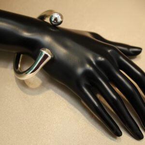 Pulsera abierta plateada